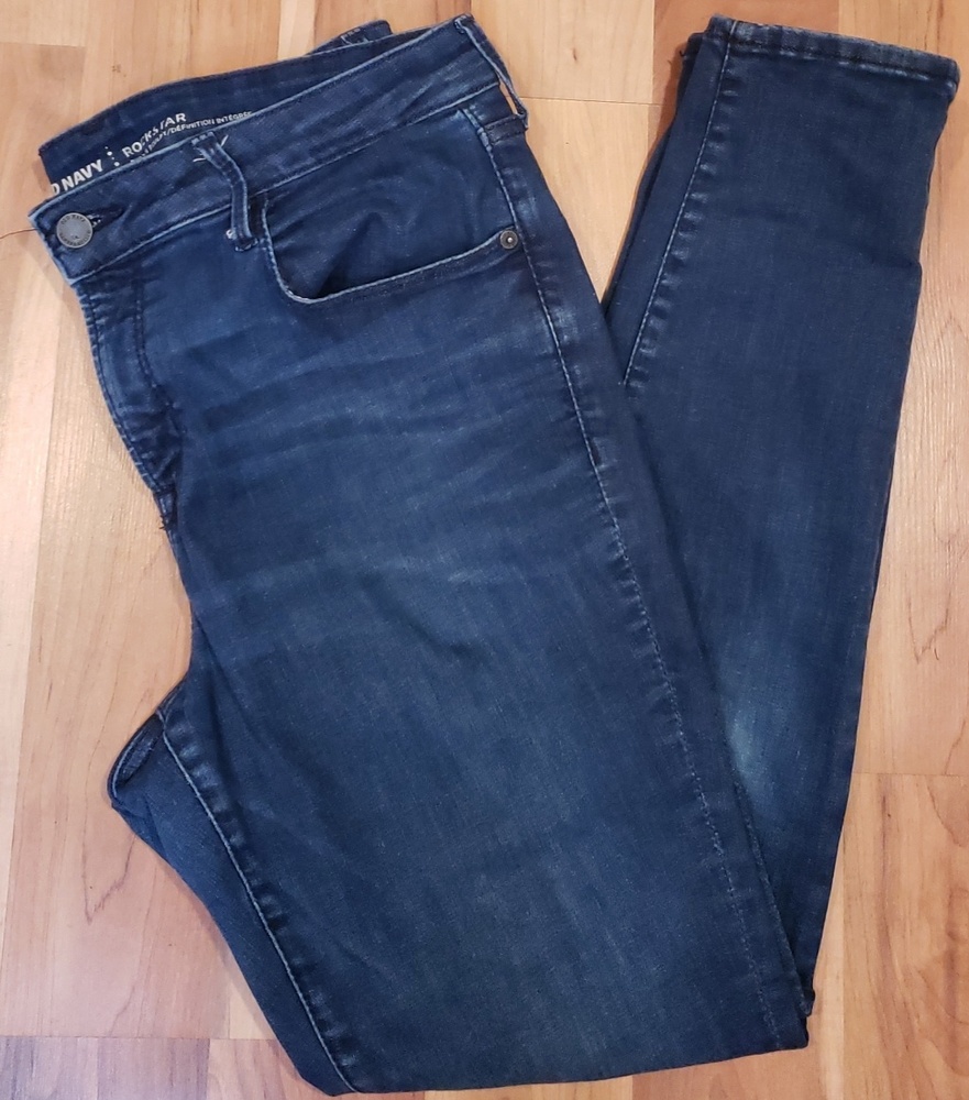 Old navy rockstar built in sculpt Jeans